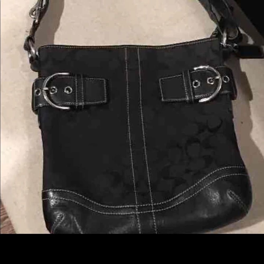 Coach purse - Picture 2 of 6